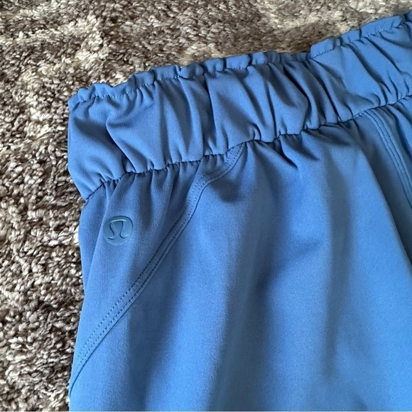 Lululemon Stretch High-Rise Jogger Full Length Soft Blue Denim Size 2 - Picture 13 of 13